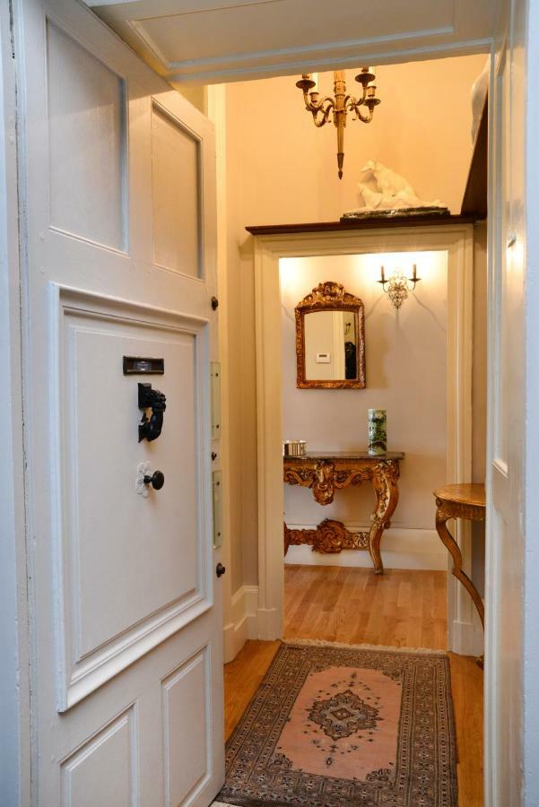 Benigne Malyon Apartment Dijon Bagian luar foto